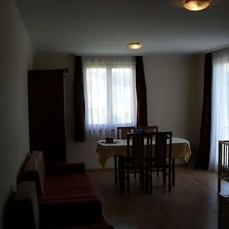 Marta Apartment Kehidakustany